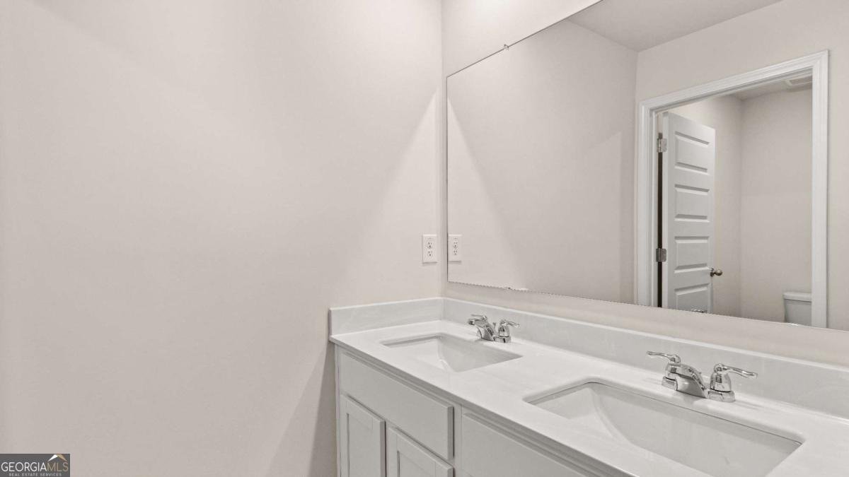 250 Sandy Oak Drive Loganville - 45