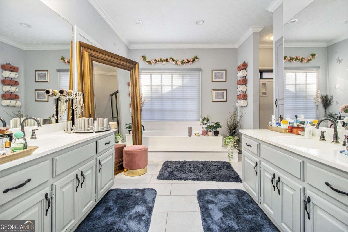 100 Raymond Court Fayetteville - 24