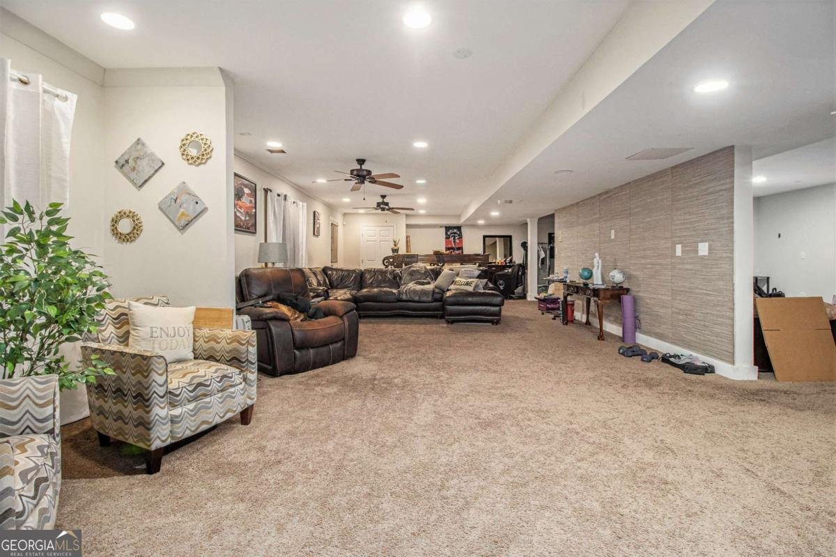 100 Raymond Court Fayetteville - 42