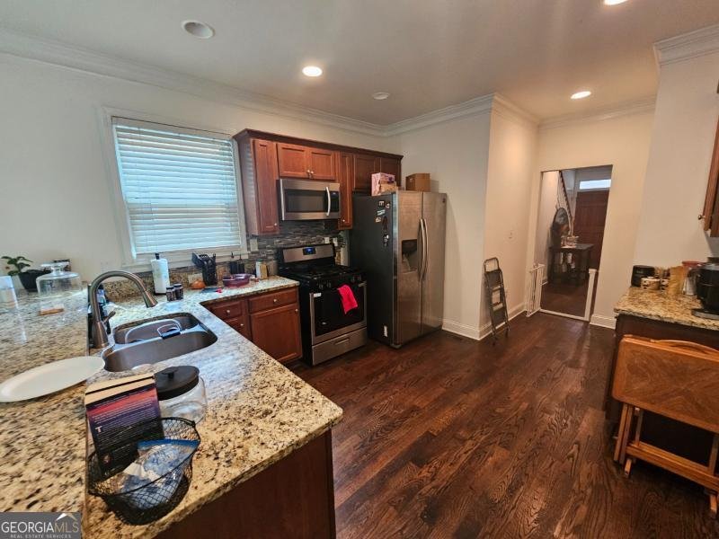 670 Garibaldi Street Atlanta - 7