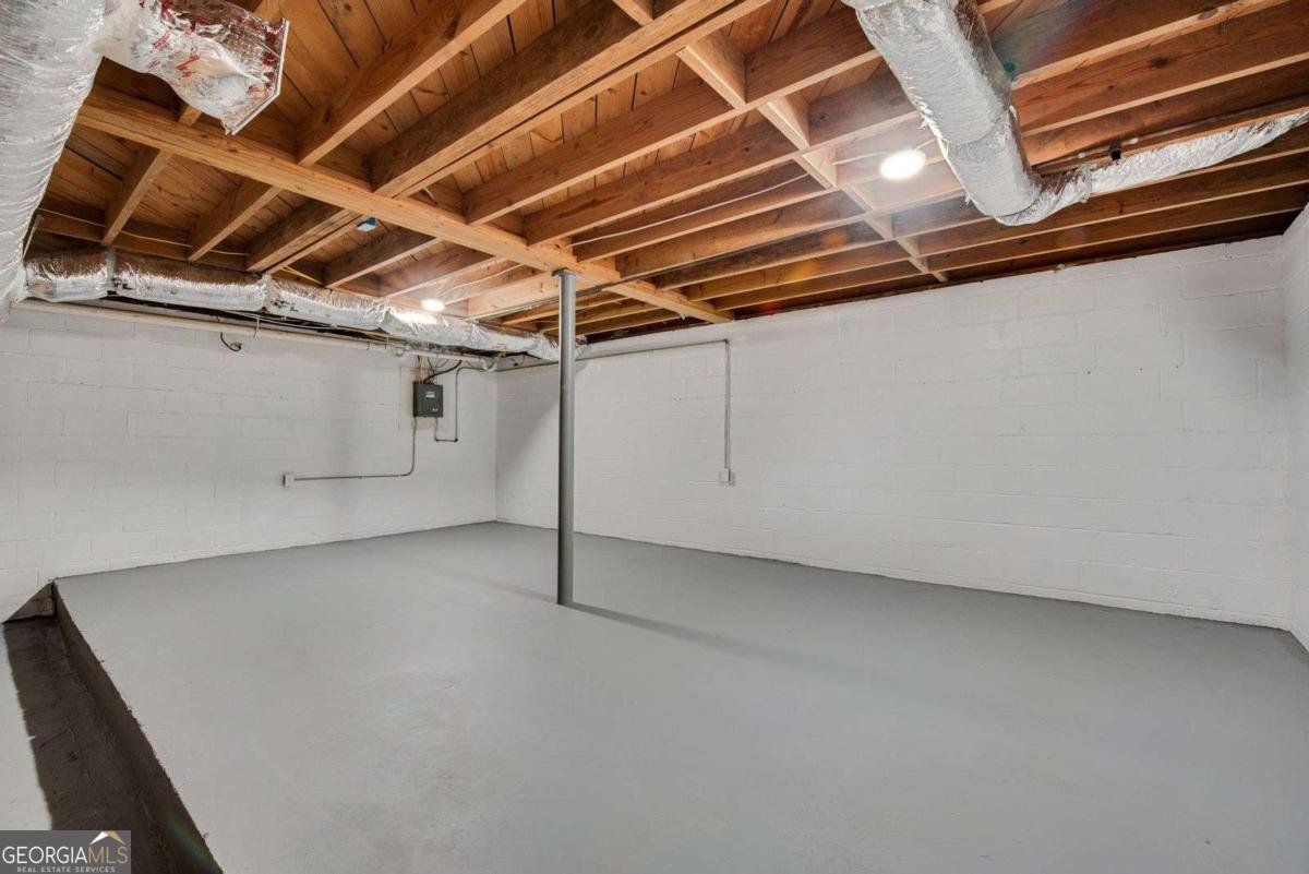 6445 Sherwood Trail Austell - 34