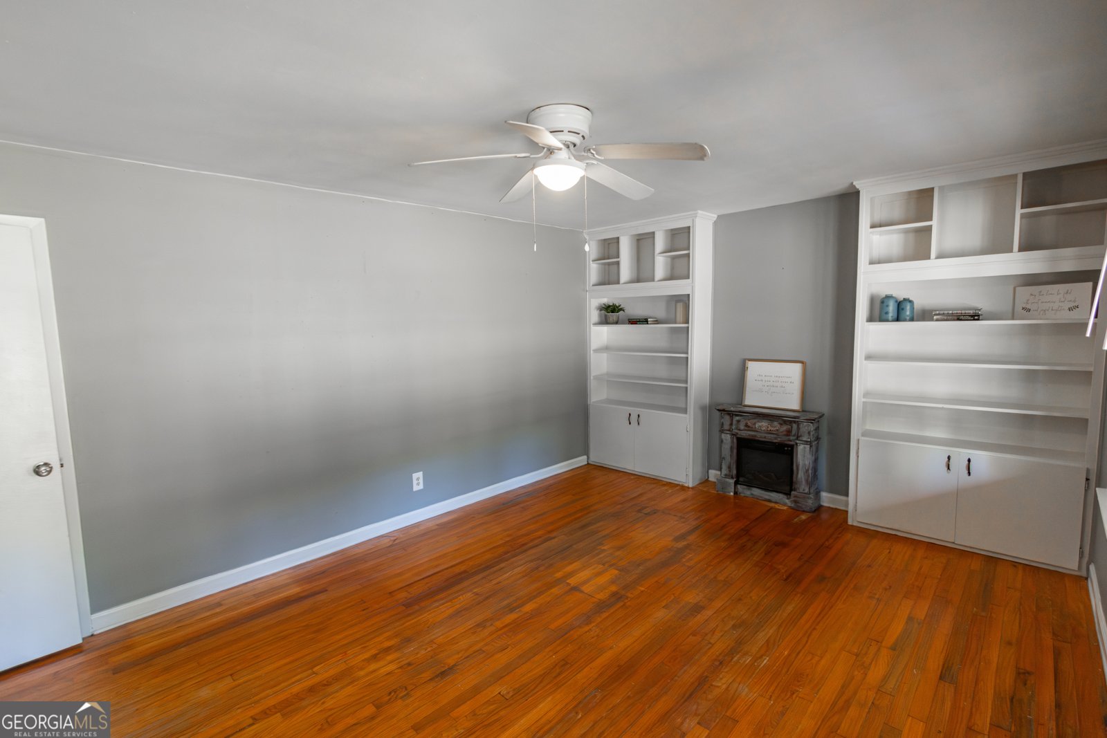 208 Bassett Street Centerville - 8