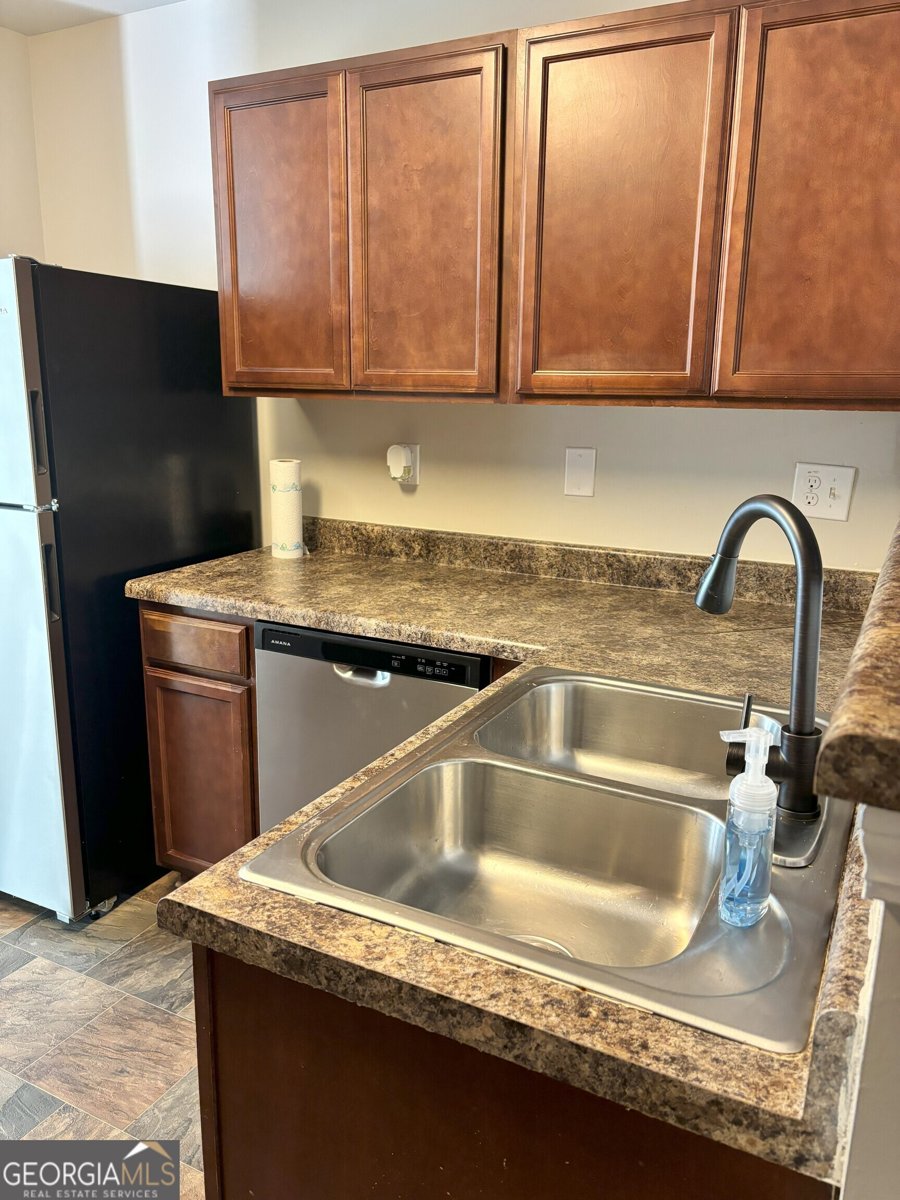 6247 Ellenwood Drive Rex - 7