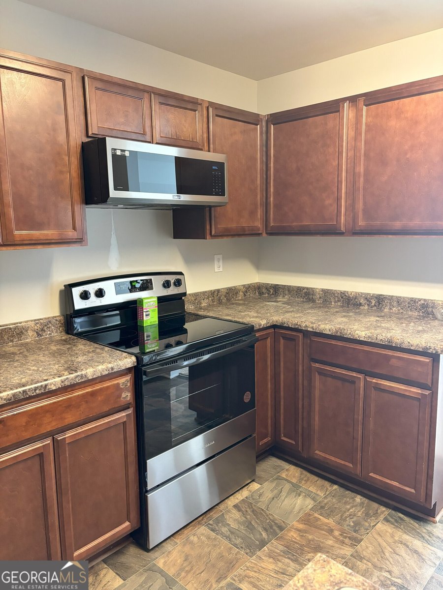 6247 Ellenwood Drive Rex - 8