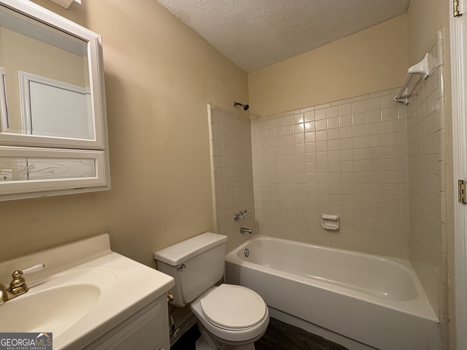 107 S Circle Drive Ellenwood - 20