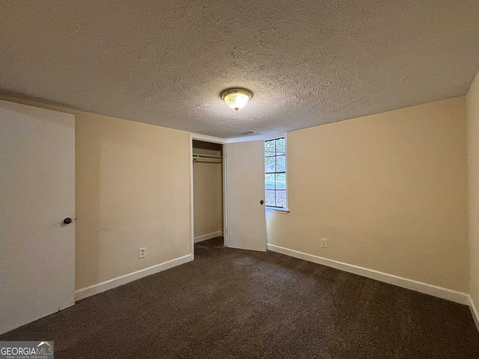 107 S Circle Drive Ellenwood - 23