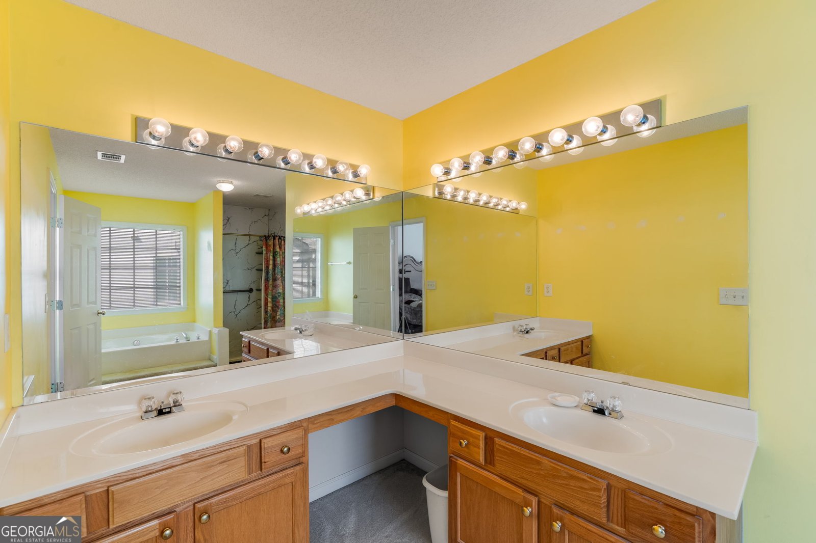 581 Ashland Parkway Woodstock - 12