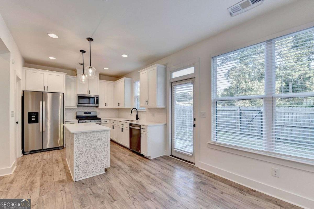 55 STEELWOOD Drive Winder - 16