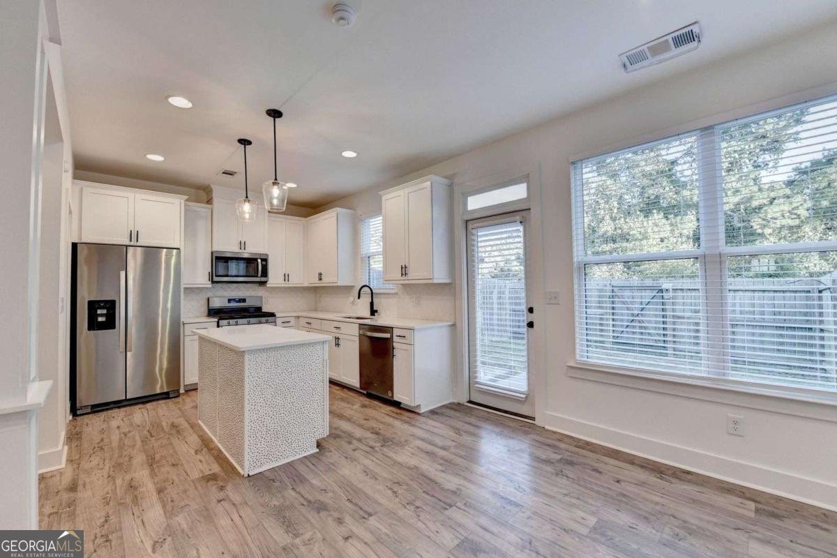 55 STEELWOOD Drive Winder - 23