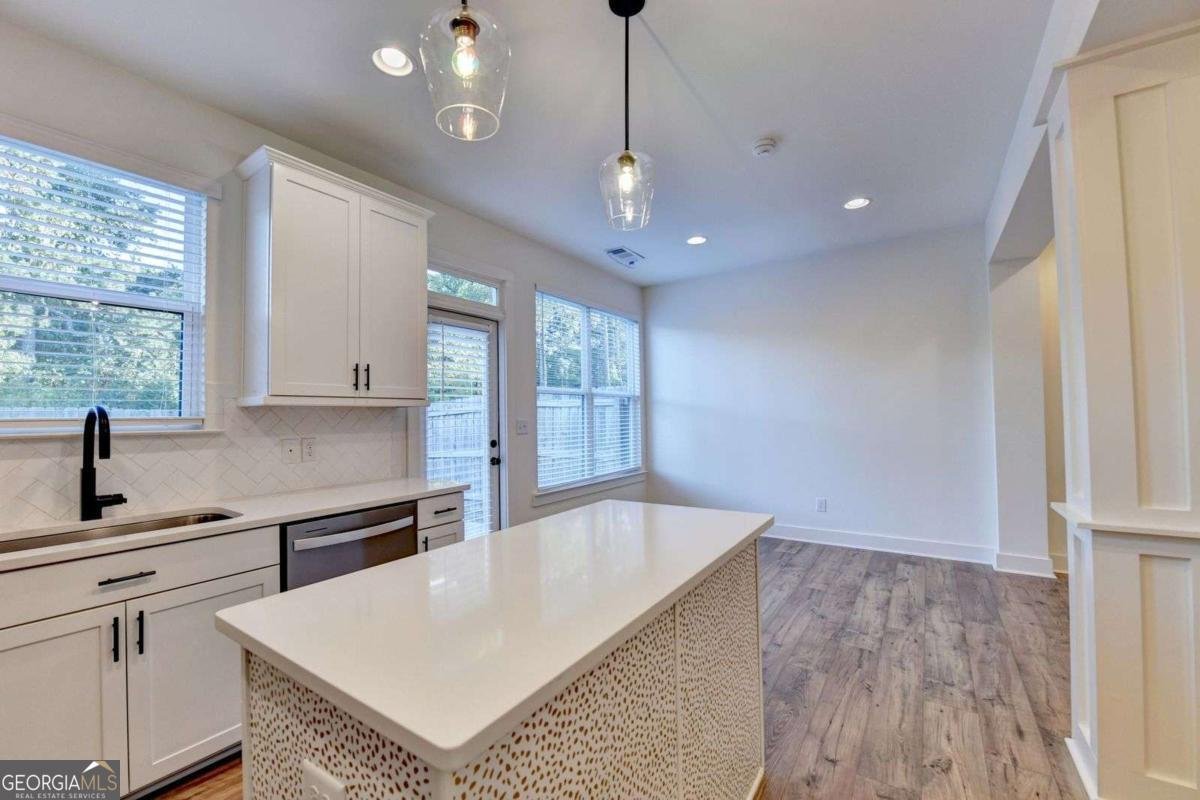 55 STEELWOOD Drive Winder - 24