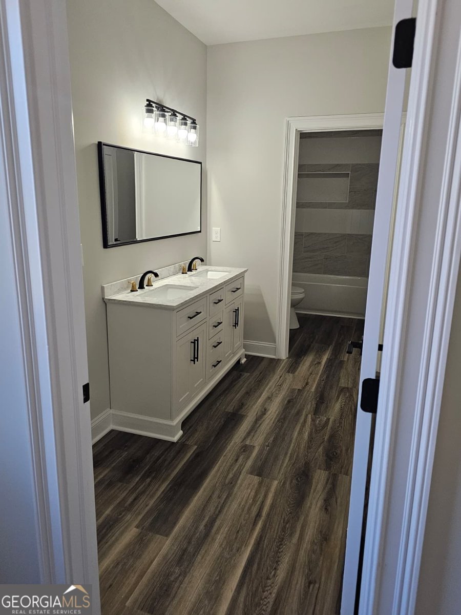 95 Cambridge Drive Covington - 27