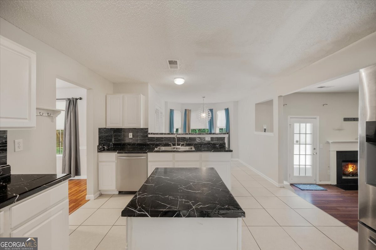 7071 Deshon Hills Lane Lithonia - 18