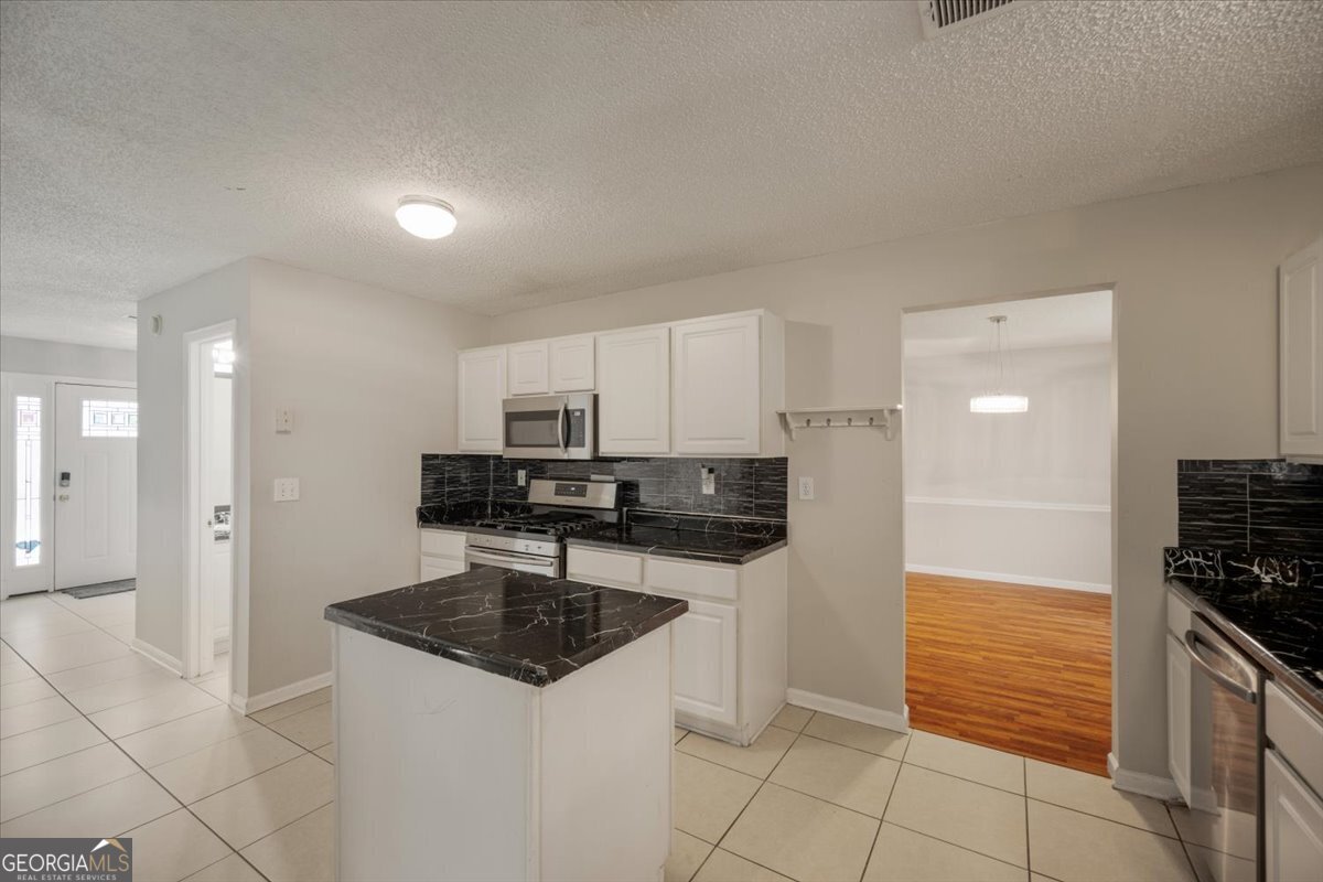 7071 Deshon Hills Lane Lithonia - 19