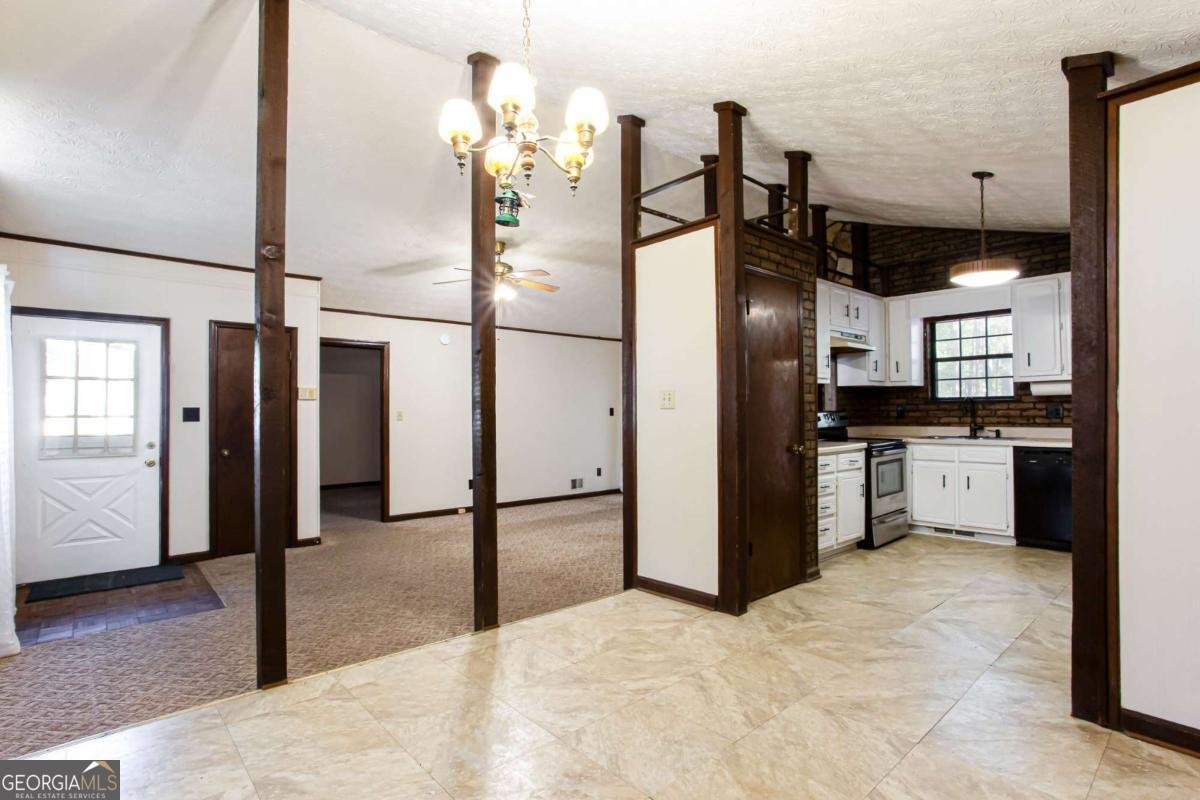 145 Davis Road Stockbridge - 14