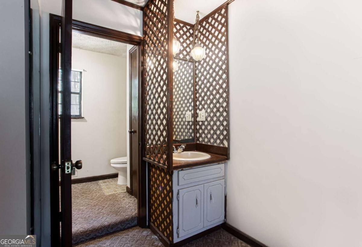 145 Davis Road Stockbridge - 24