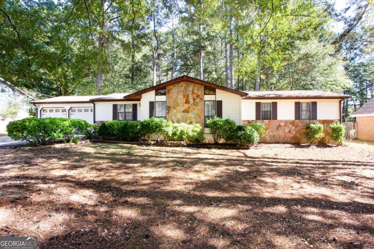 145 Davis Road Stockbridge - 5