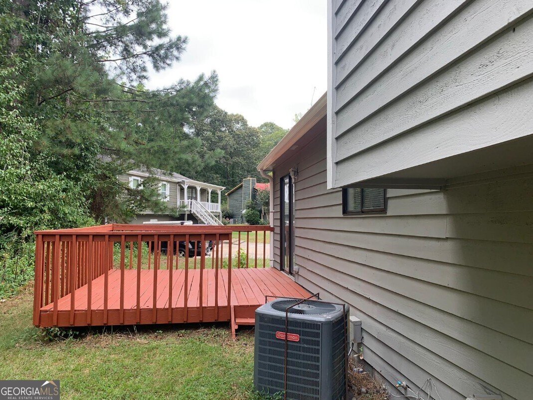 2448 Wood Meadows Drive Marietta - 8