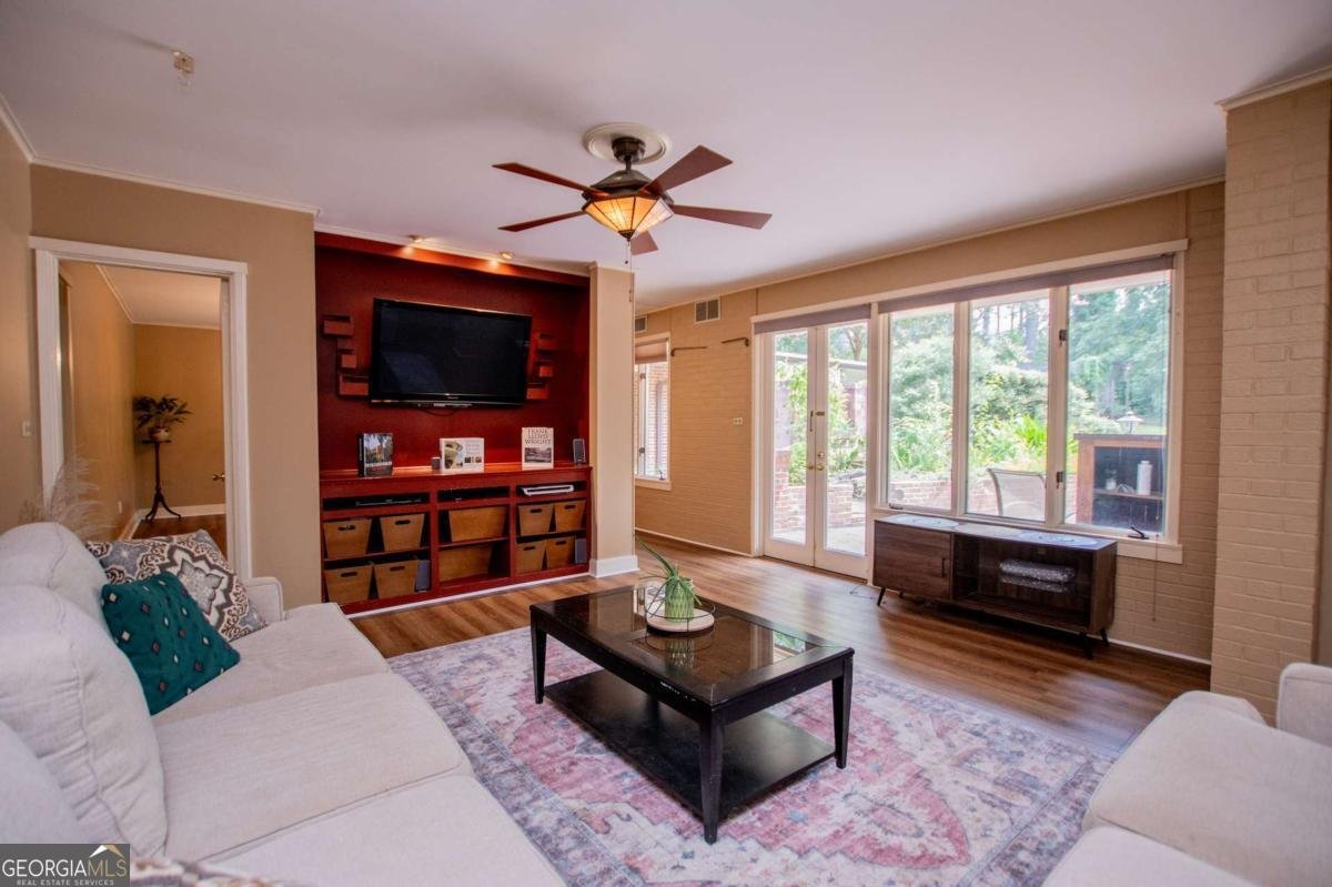 223 Lakeshore Drive Carrollton - 14