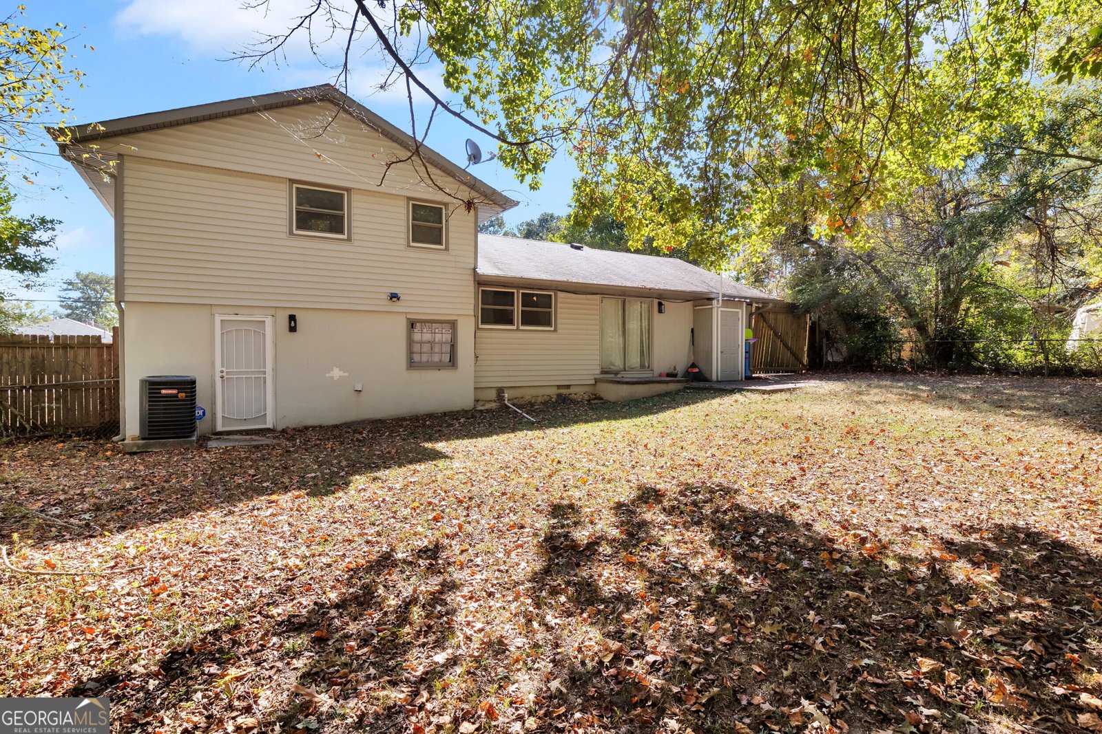 6575 Hidden Brook Trail South Fulton - 29