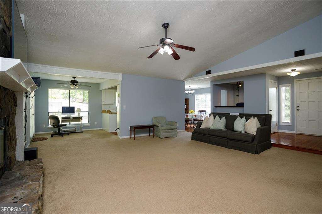 812 Steeple Chase Drive Lawrenceville - 12