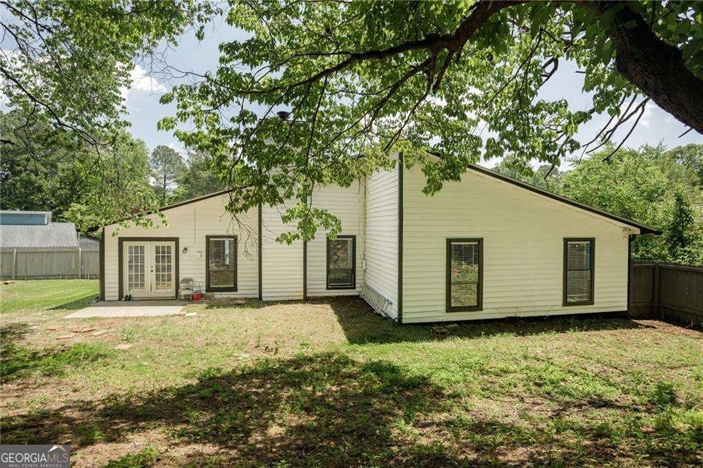 812 Steeple Chase Drive Lawrenceville - 27