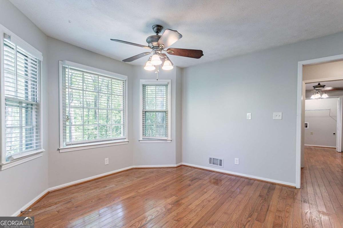 2352 Rockwood Way Stone Mountain - 11