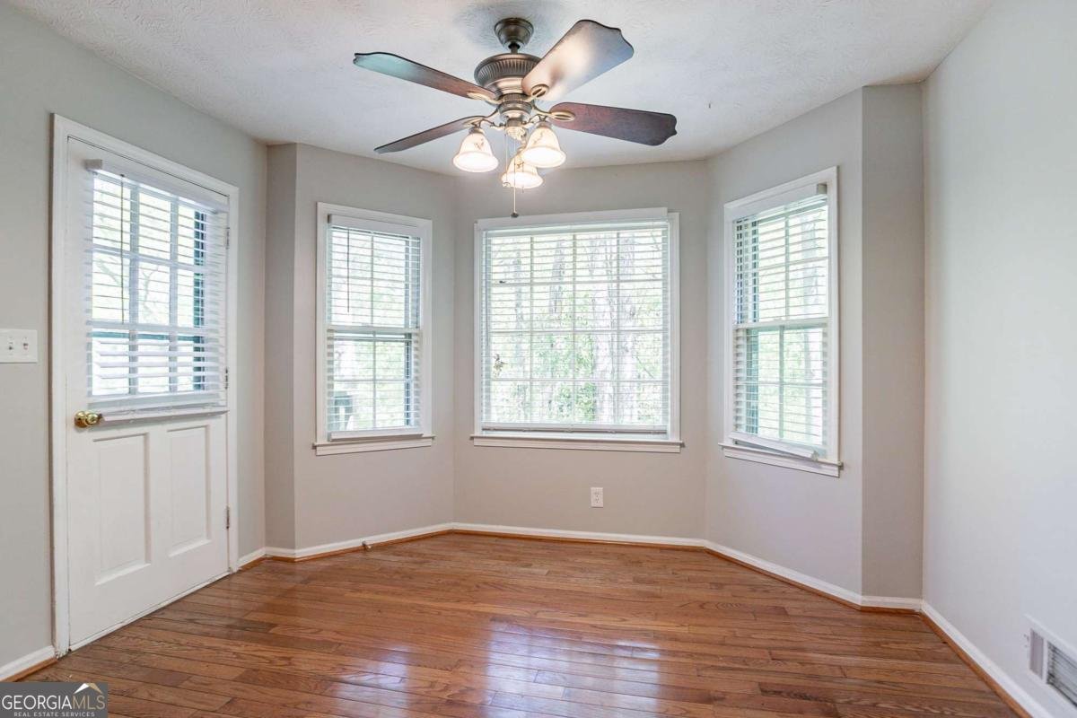 2352 Rockwood Way Stone Mountain - 12