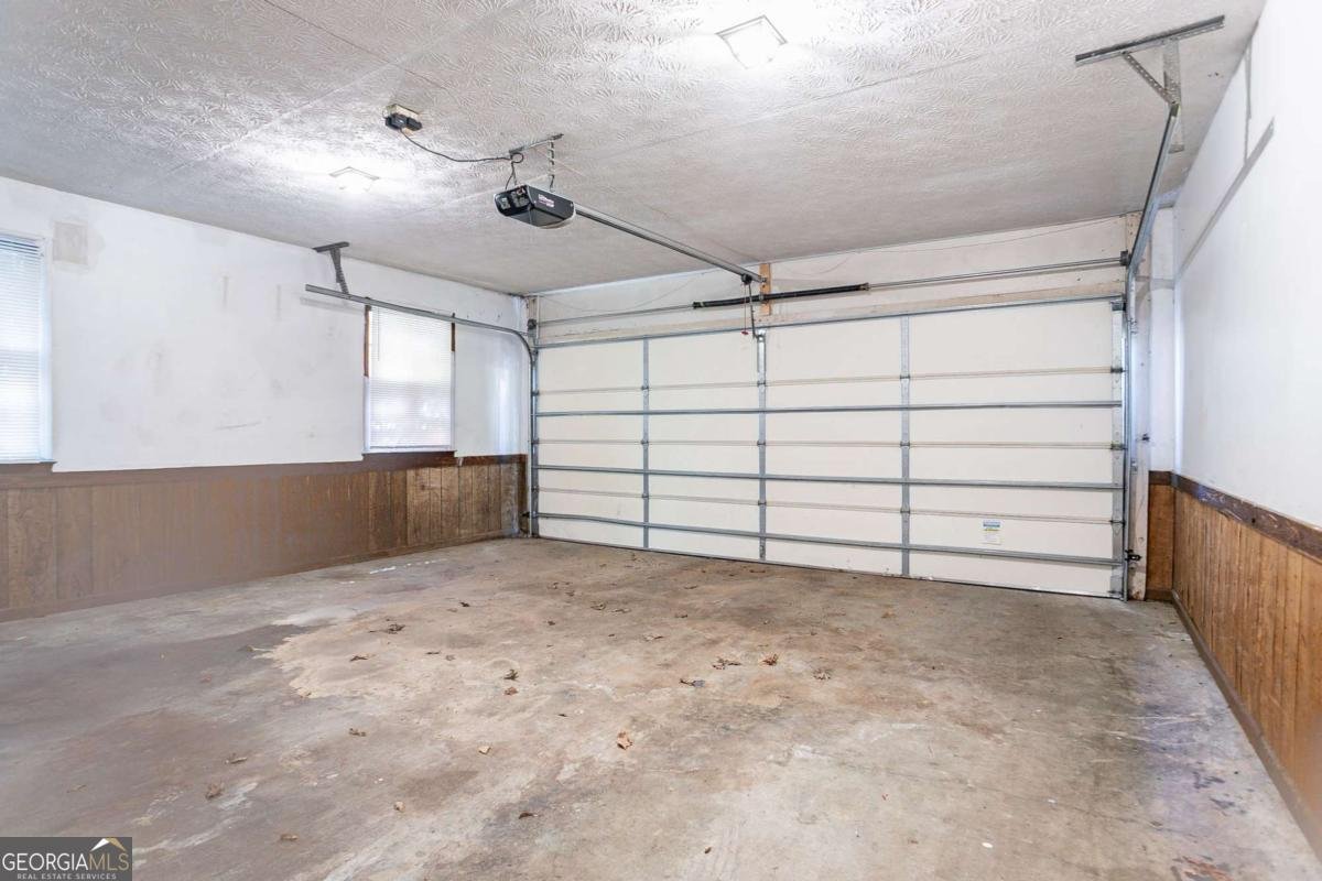 2352 Rockwood Way Stone Mountain - 41