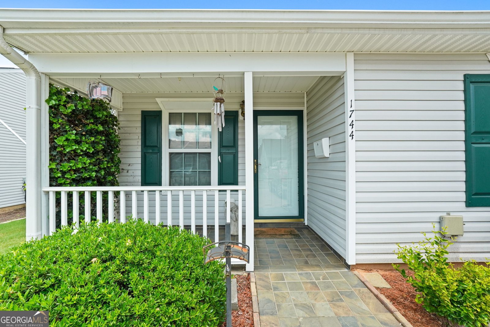 1744 Summerwoods Lane Griffin - 2