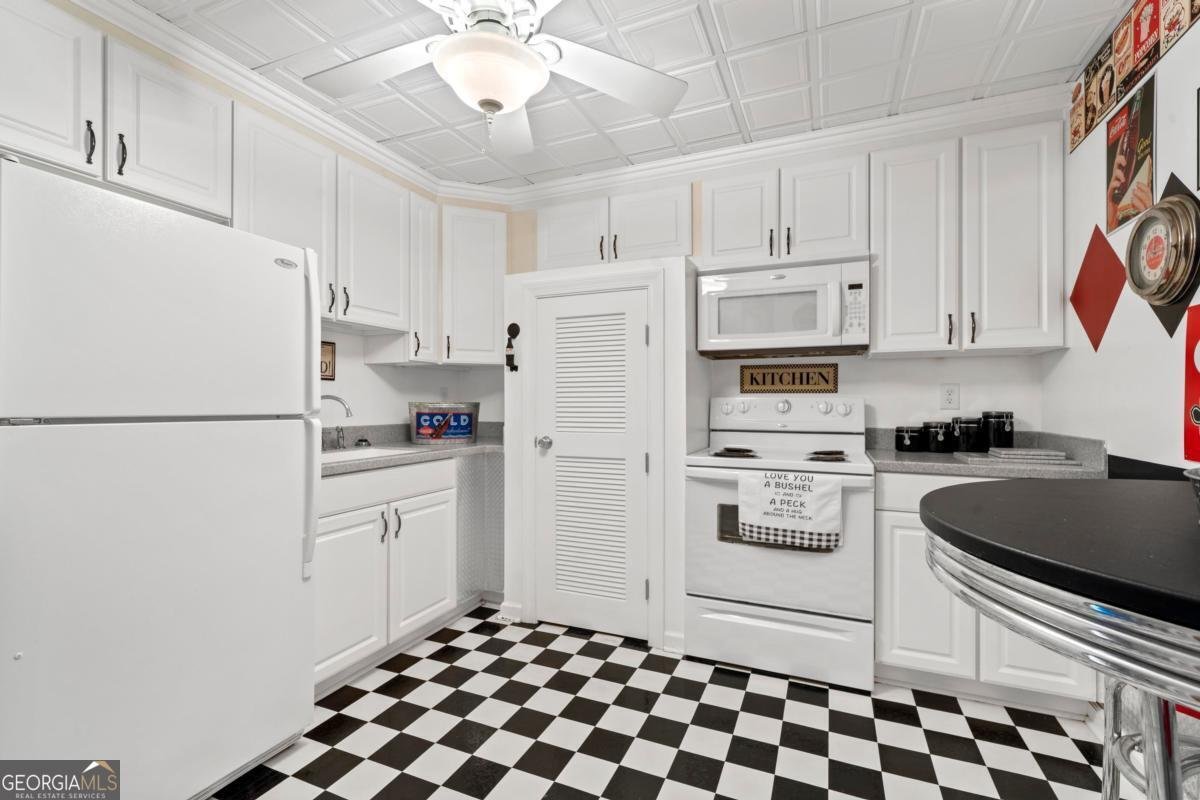 1361 Northwoods Drive Greensboro - 20