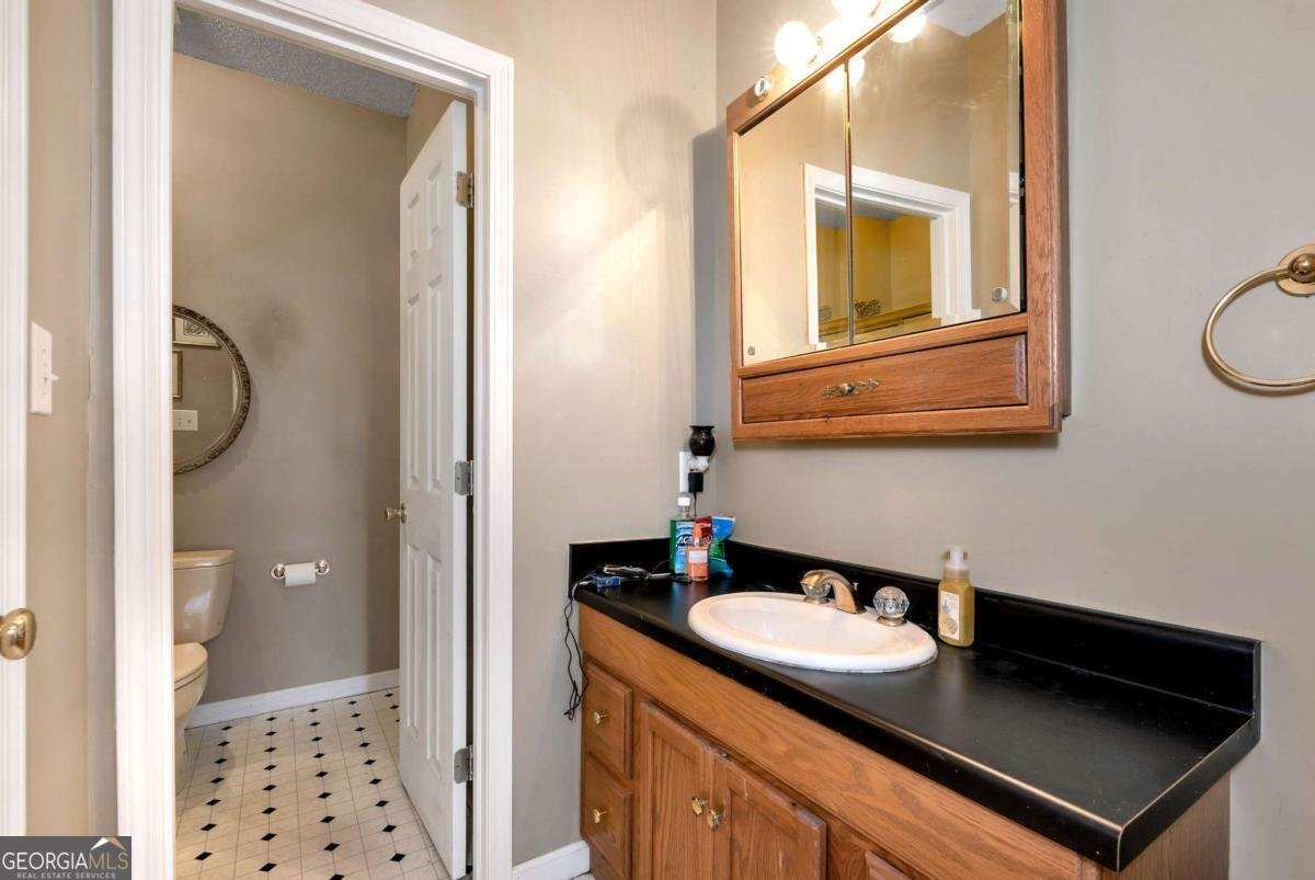 51 Howiington Road Jefferson - 12