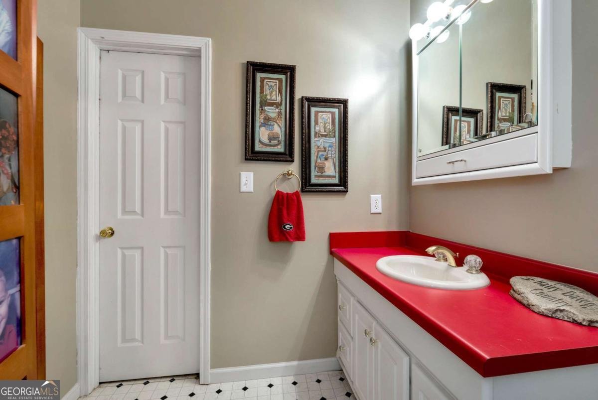 51 Howiington Road Jefferson - 17