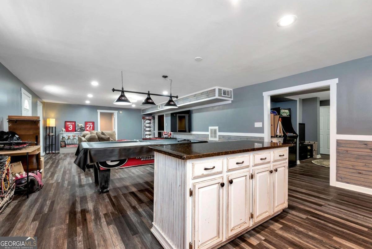 51 Howiington Road Jefferson - 27