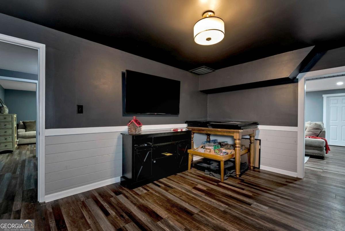 51 Howiington Road Jefferson - 32