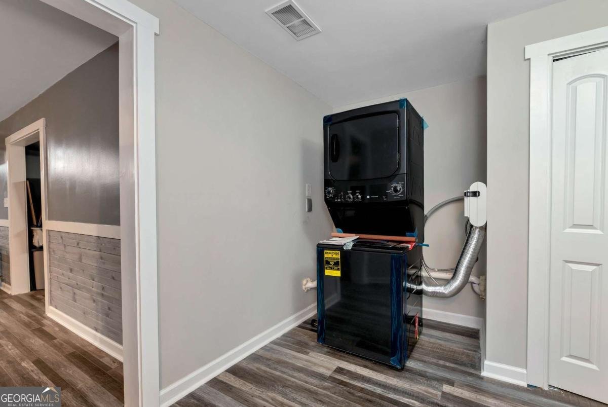 51 Howiington Road Jefferson - 37