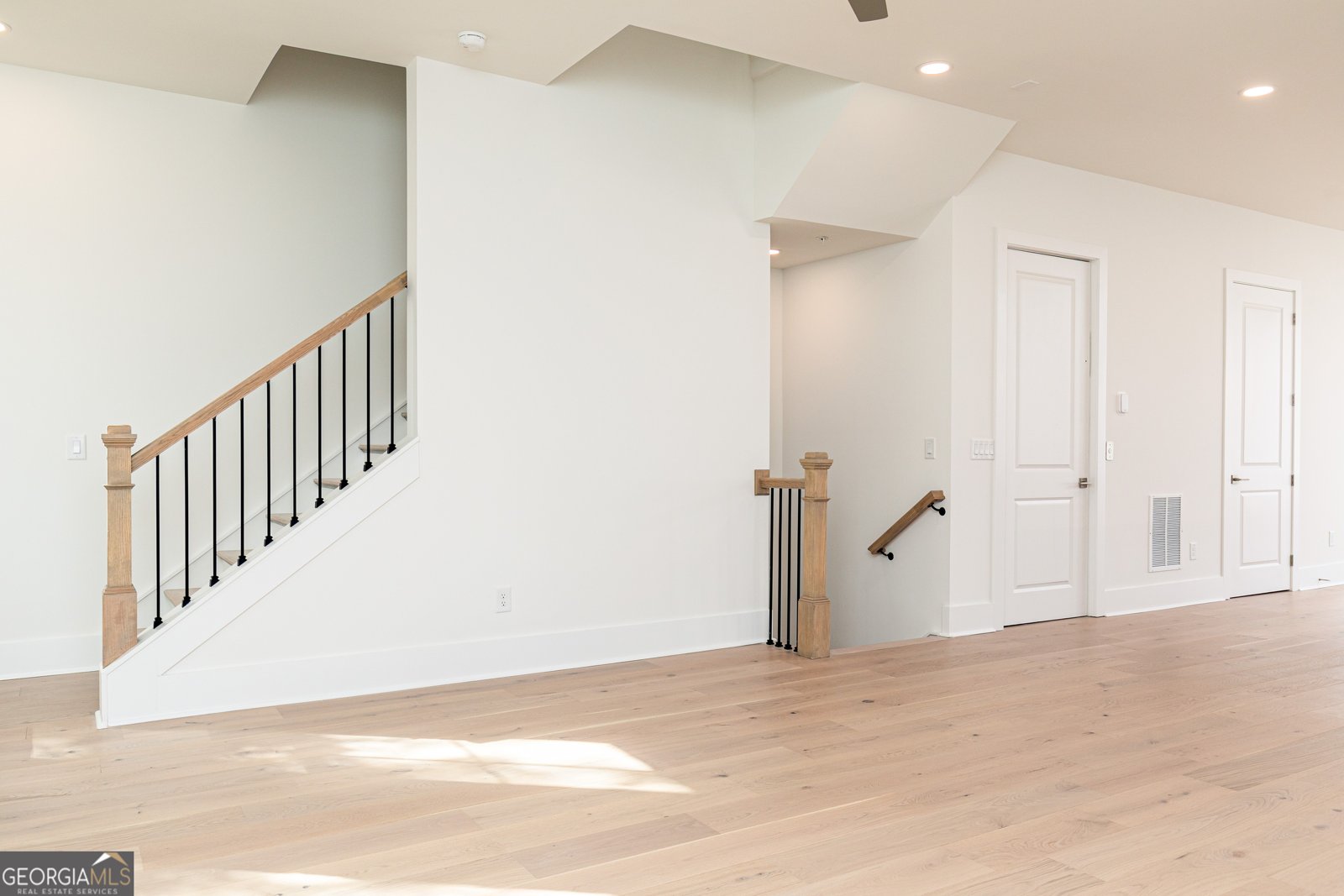 2248 Crestview Drive Brookhaven - 6