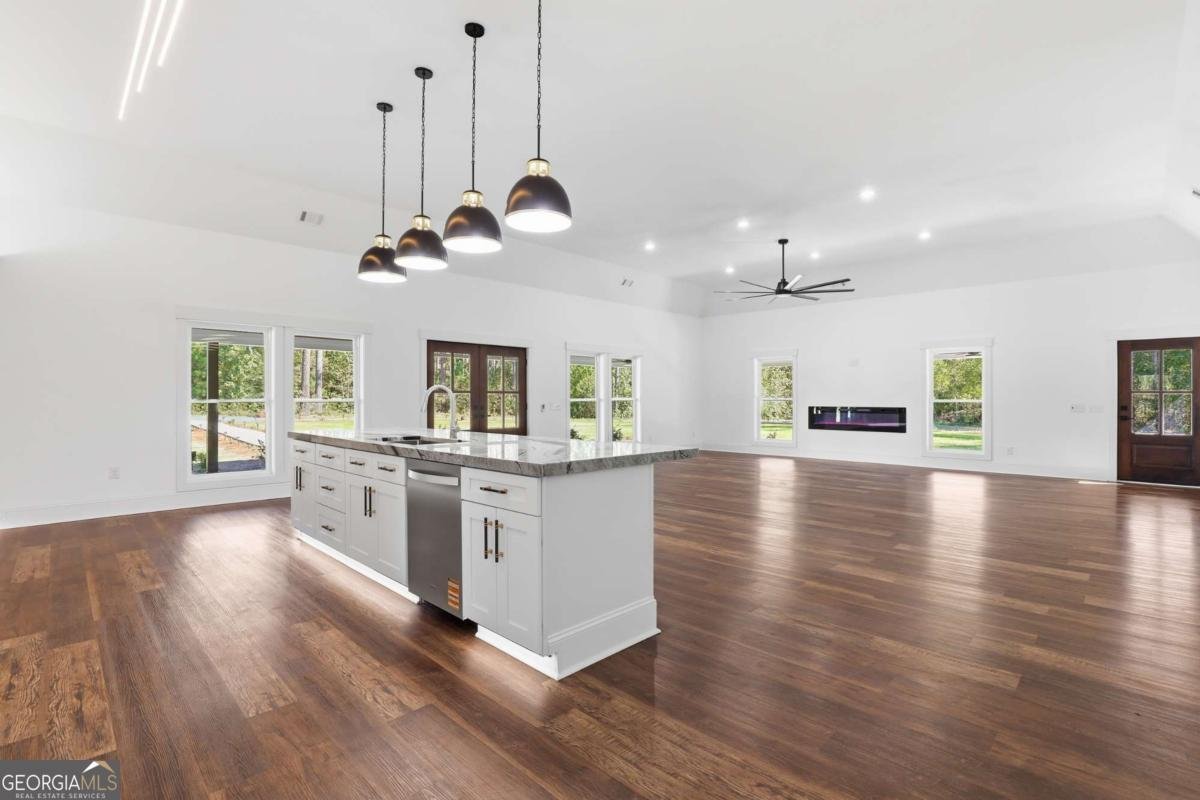 150 Cowart Lane Sylvania - 24