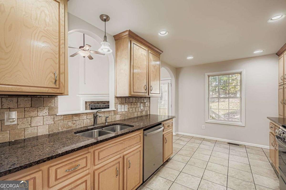 302 Seth Way Acworth - 11