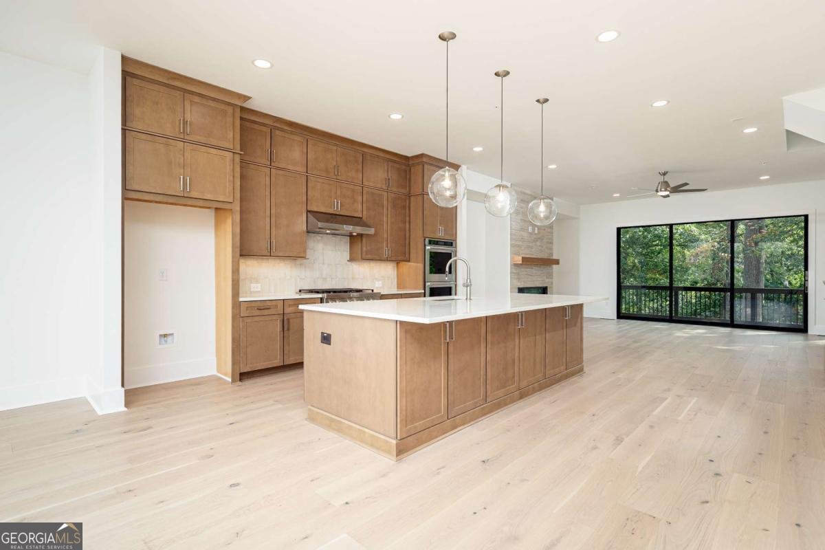 2186 Crestview Drive Brookhaven - 5