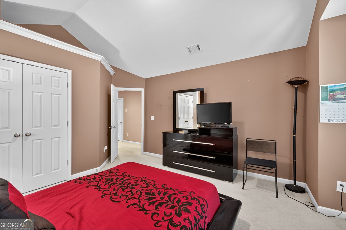 811 Rock Elm Drive Auburn - 18