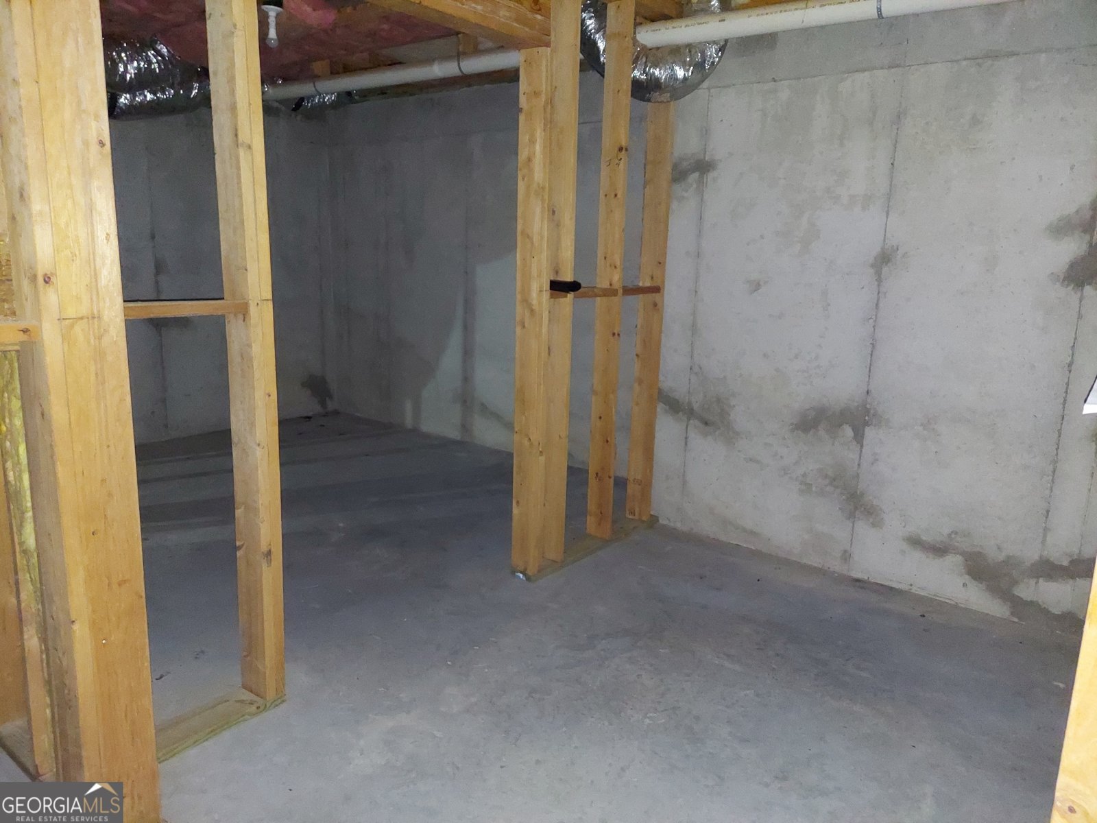 6437 Blue Water Drive Buford - 1