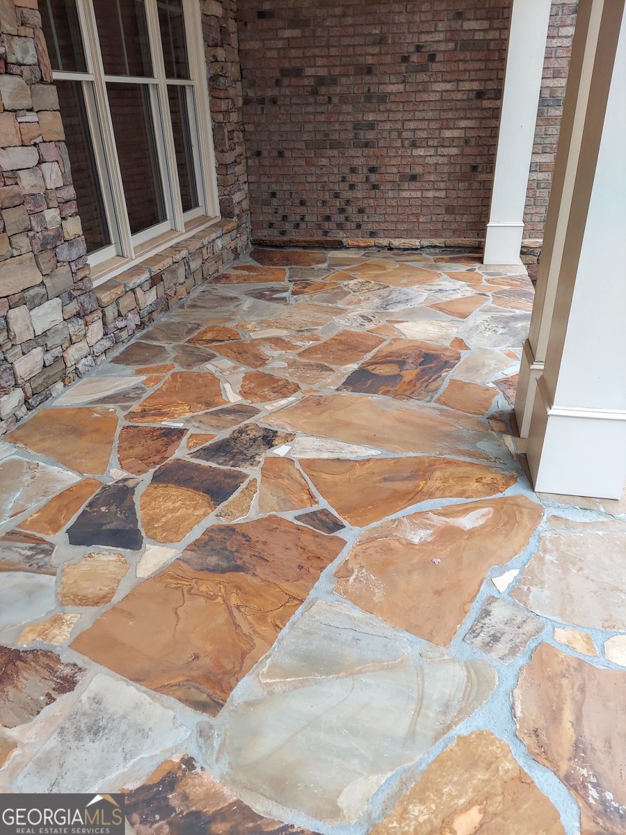 6437 Blue Water Drive Buford - 38