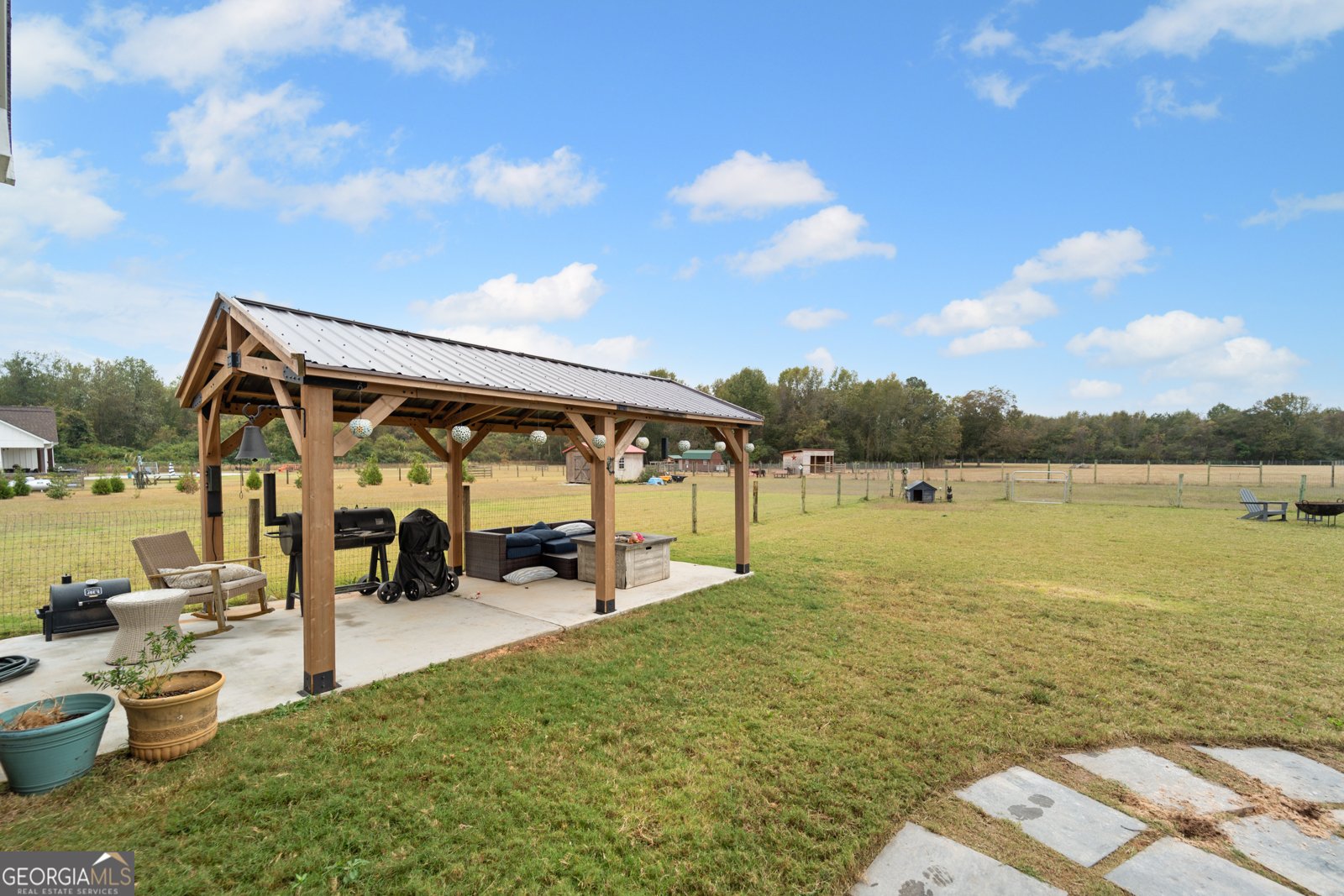 2595 Elko Road Elko - 32