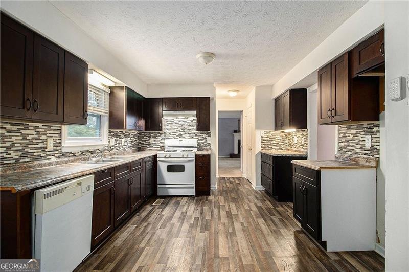 1956 Spencer Oaks Lane Lithonia - 5