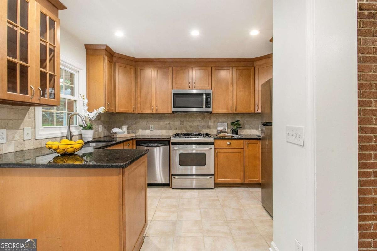 2057 Cambridge Avenue Atlanta - 13