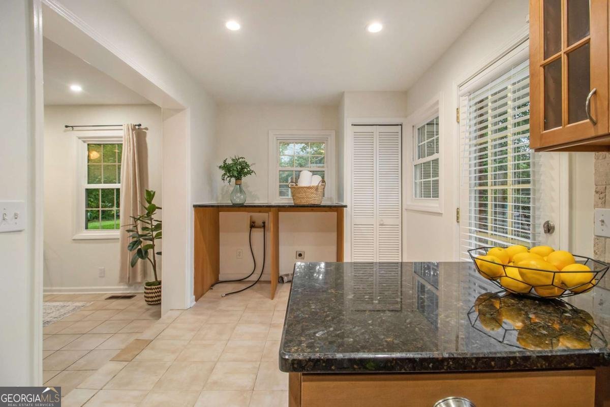 2057 Cambridge Avenue Atlanta - 17