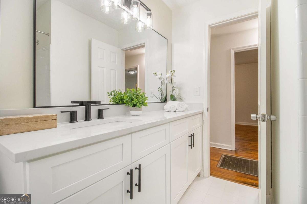 2057 Cambridge Avenue Atlanta - 23