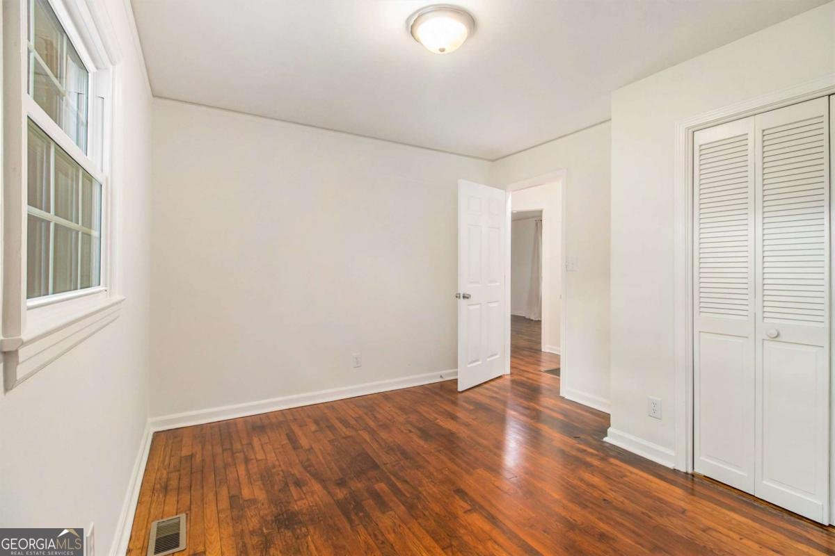 2057 Cambridge Avenue Atlanta - 25