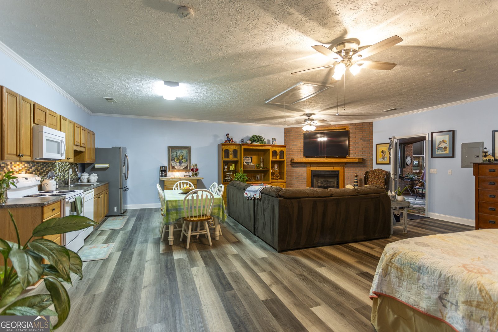 1021 Broughton Lane Newborn - 13