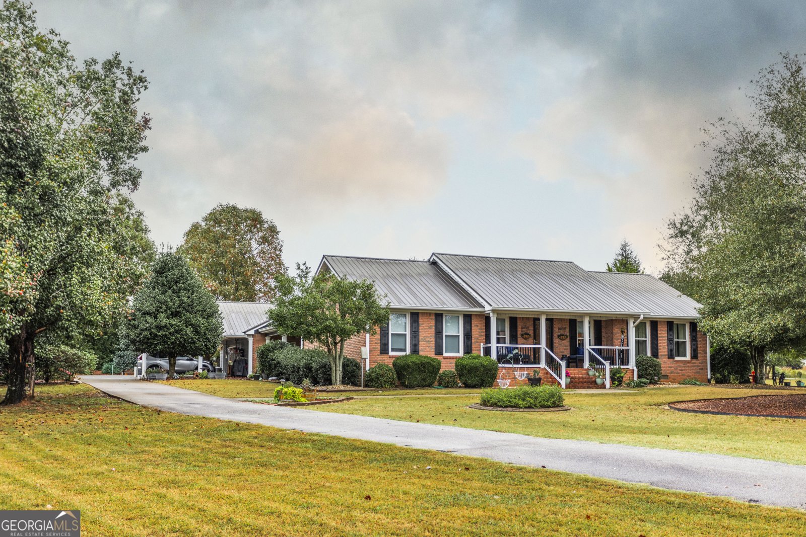 1021 Broughton Lane Newborn - 24